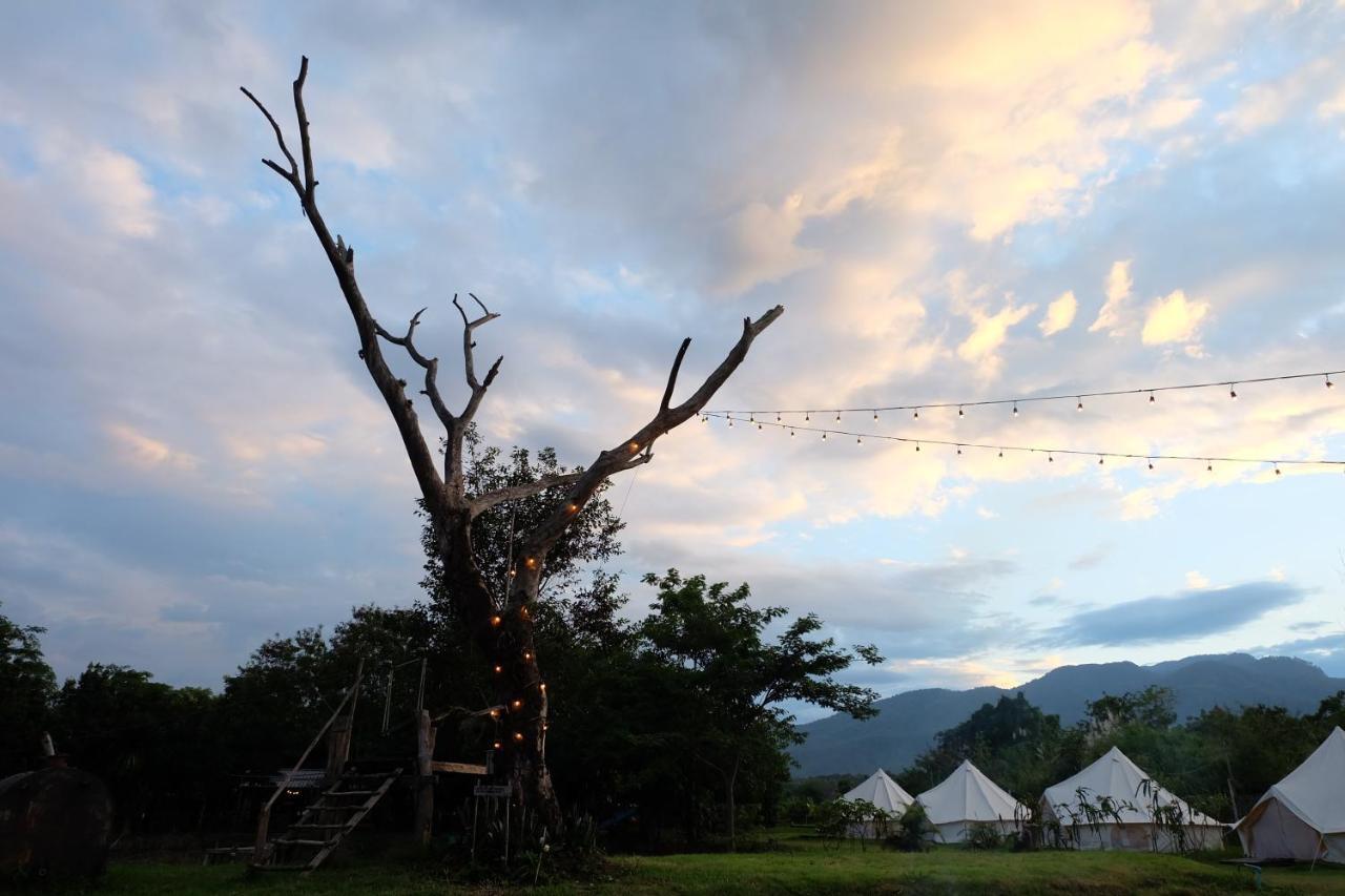 Camp Story Chiangmai Hotell Chiang Mai Eksteriør bilde