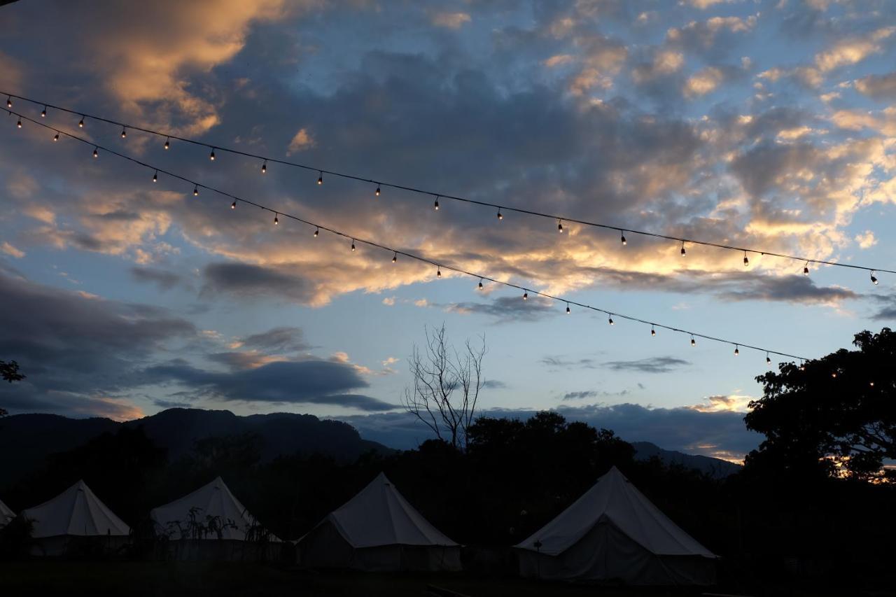 Camp Story Chiangmai Hotell Chiang Mai Eksteriør bilde