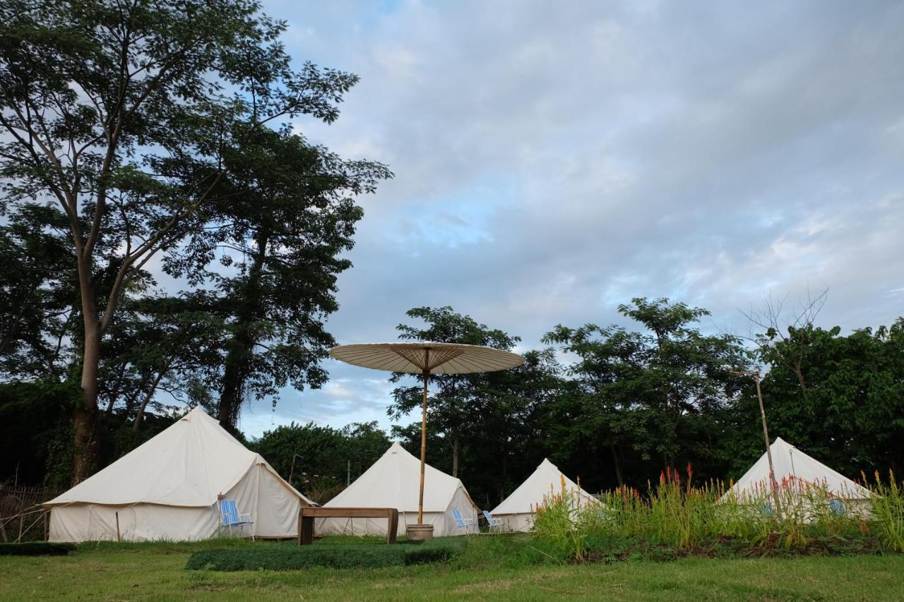 Camp Story Chiangmai Hotell Chiang Mai Eksteriør bilde